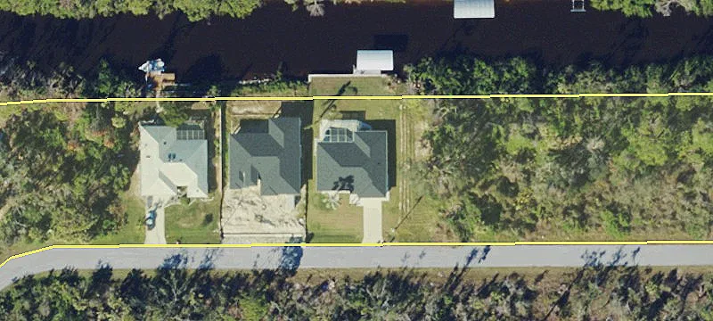 Waterfront Land Near Myakka River
