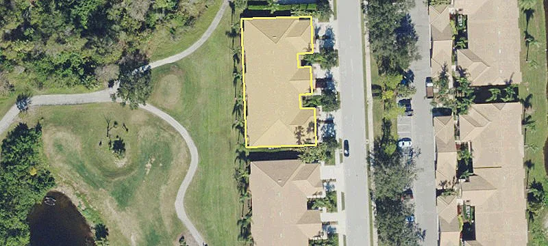 Updated Coach Home in Stoneybrook