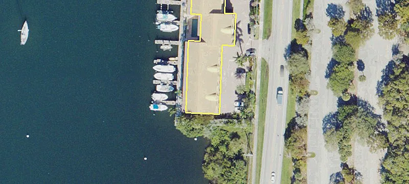 Resort-Style Condo Near Ocean