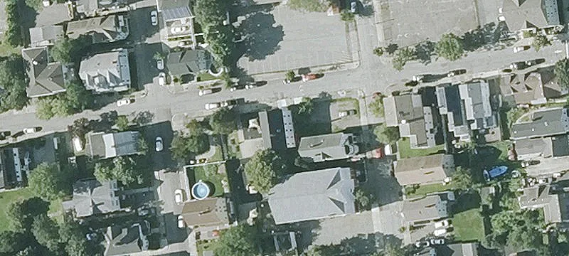 Spacious Rooming House Investment Opportunity