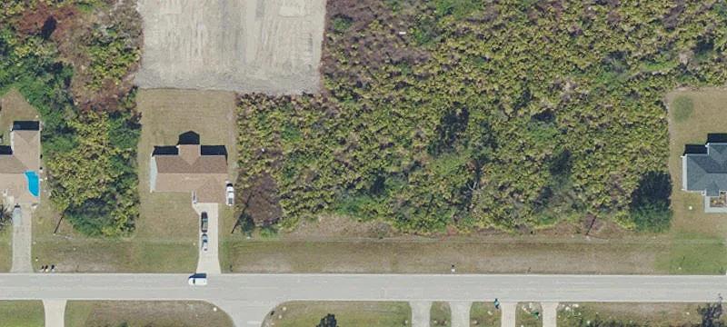 Vacant Lot in Growing Area