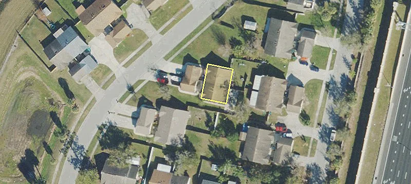Upgraded Duplex with Two-Car Garage