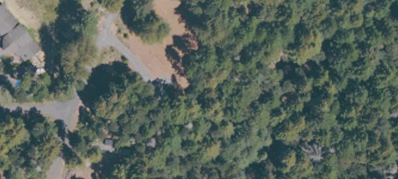 Picturesque Land Parcel Near Coast
