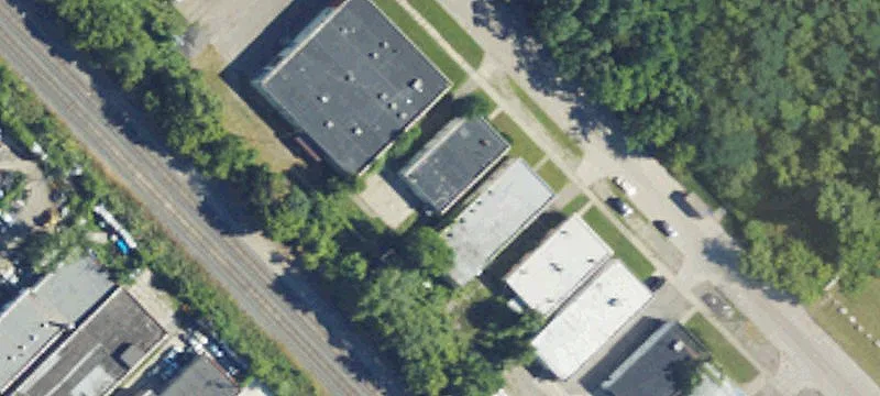 Detroit Commercial Building with Yard