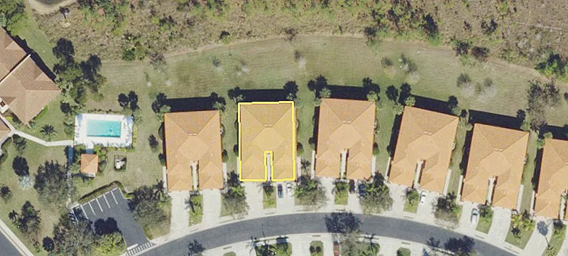 First-Floor Coach Home in Naples