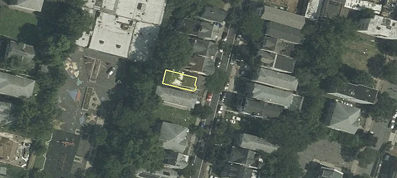 Spacious Multifamily Home in Newark