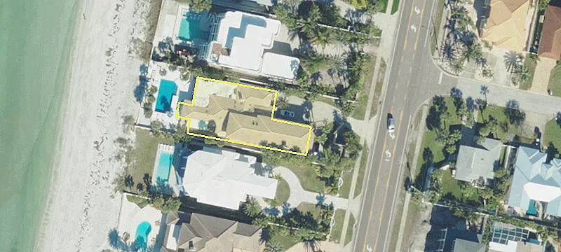 Updated Beach-Front Condo with Views