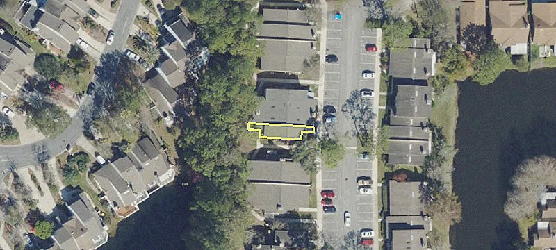 Ground Floor Condo with Upgrades