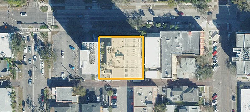Updated Condo in Downtown St.