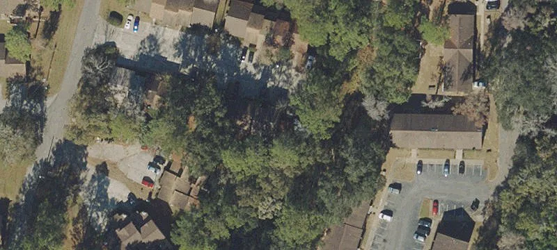 Spacious Townhome Near Hartsfield Road