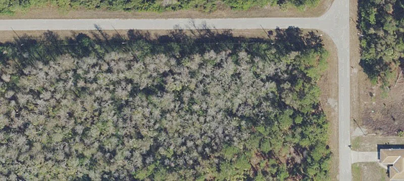 Commercial Lot Near Airport
