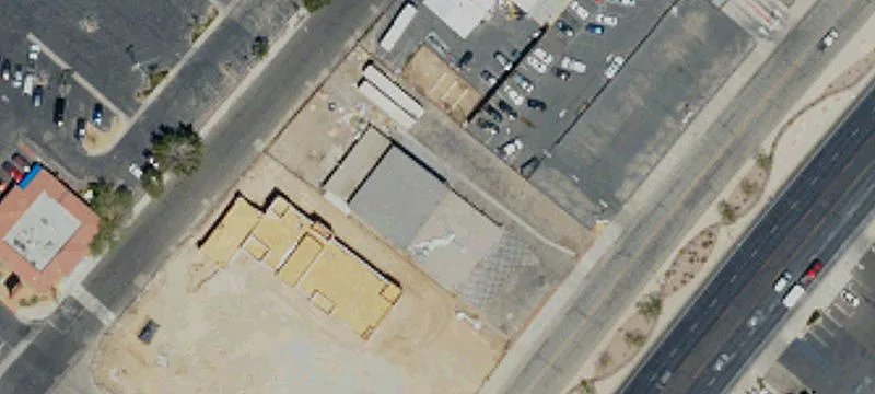 Commercial Building on 7th Street