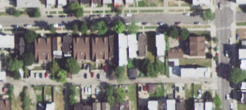 Spacious Three-Unit Building in Chicago