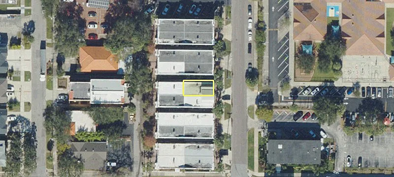 South Tampa Townhome with Updates