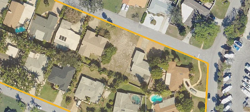 Residential Land in Tierra Verde