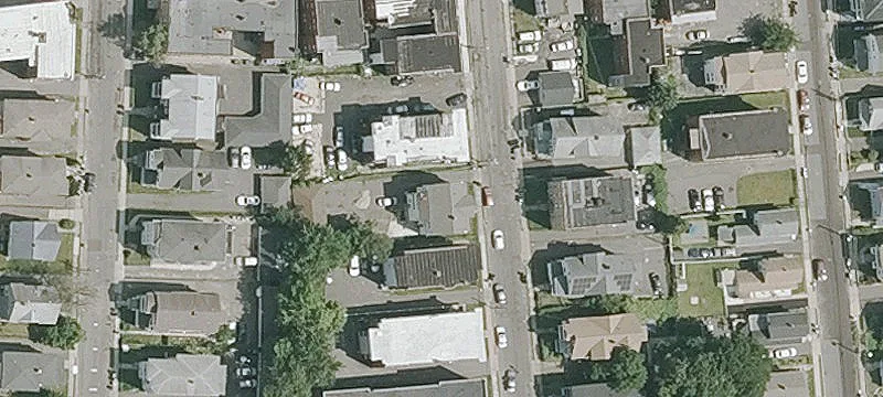 Multi-Tenant Industrial Property For Sale