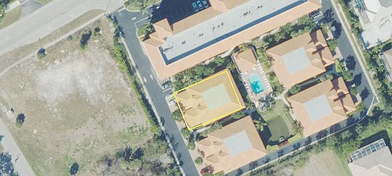 Remodeled Condo with Lanai