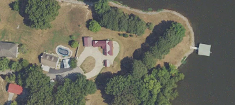 Lakefront Property with Dock