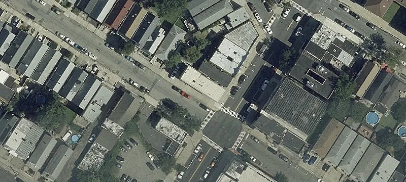 Mixed-Use Building in Prime Location