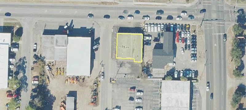 Retail Space on High-Traffic Street