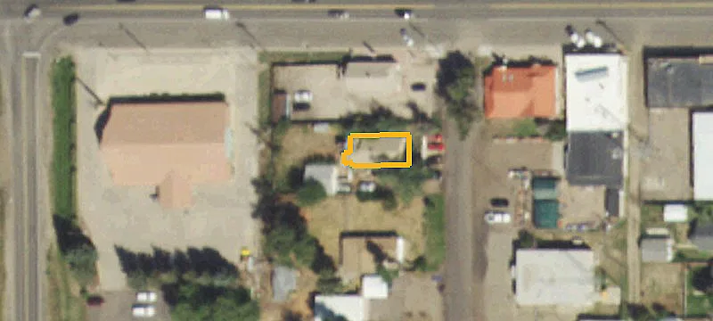 Renovated Strasburg Live-Work Property