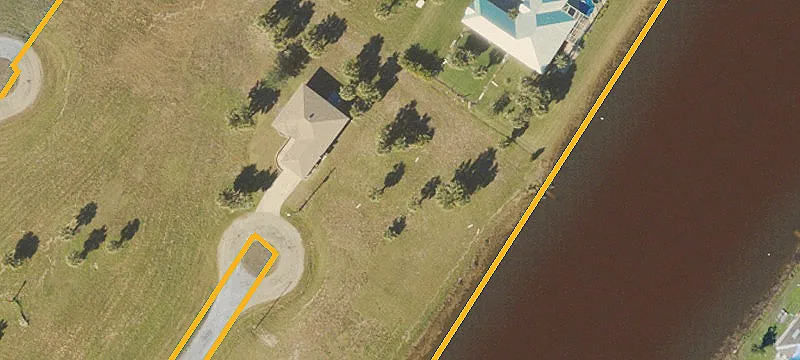 Waterfront Lots in Rotonda Meadows