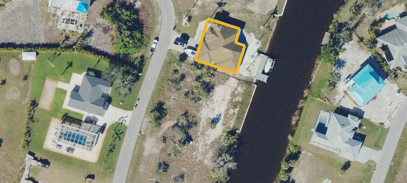 Waterfront Lot in South Gulf