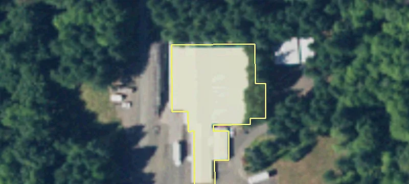 Versatile Commercial Property Near Highway 101