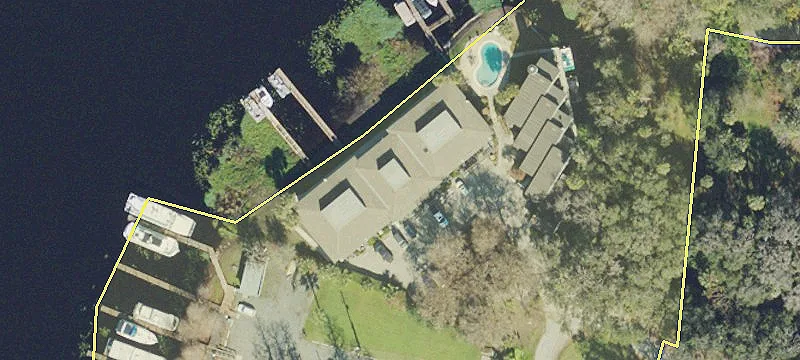 Waterfront Condominium on St John's River