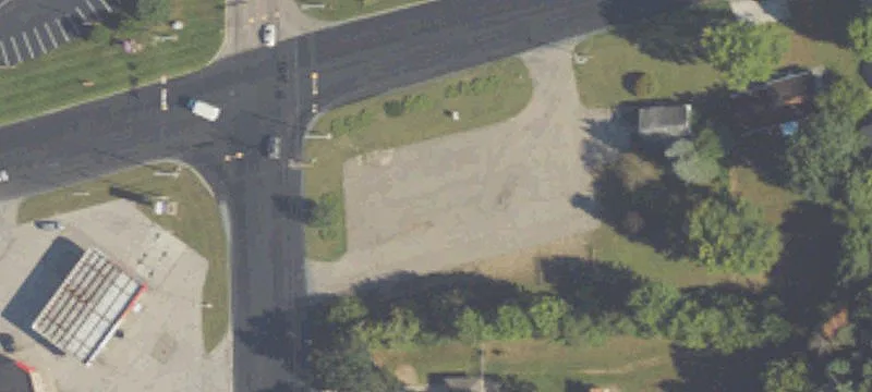 High-Traffic Commercial Corner Lot