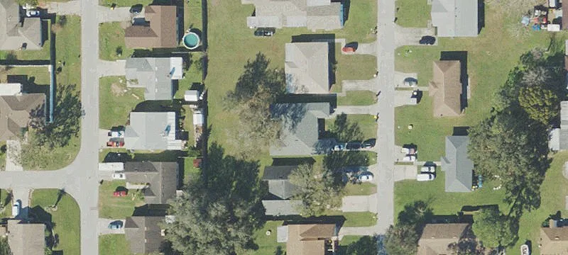 Winter Haven Duplex with Garages