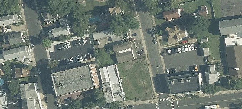 Keansburg Commercial Building with Apartment