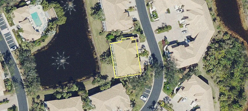 Bonita Springs Coach Home