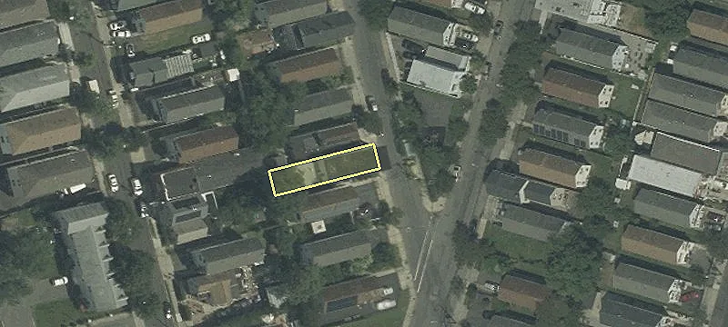 Newark Mixed-Use Building For Sale