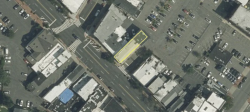 Mixed-Use Property with Restaurant Lease