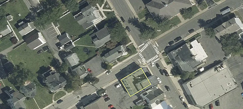 Meticulously Maintained Office Building