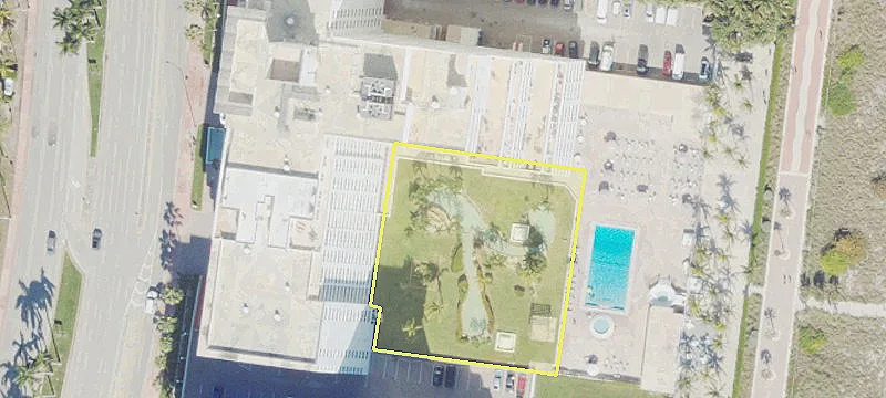 Spacious Condo with Oceanfront Access