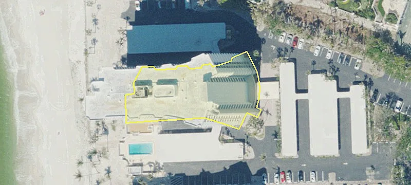 Spacious Beachfront Condo with Gulf Views
