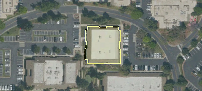 Freestanding Building in Business Park