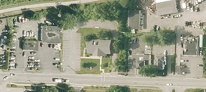 Freestanding Building with Drive-Thru