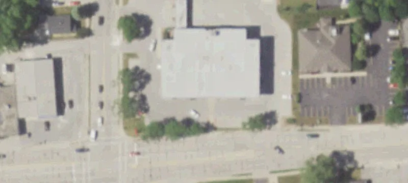 Retail Building on University Avenue