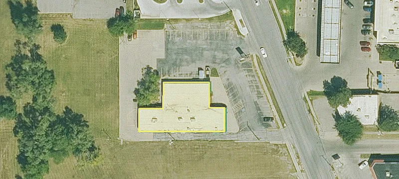 Retail Center in Beaverdale Neighborhood