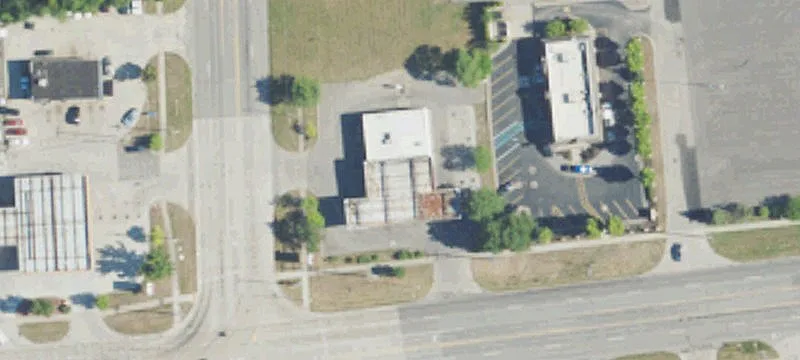 Freestanding Restaurant with Drive-Thru
