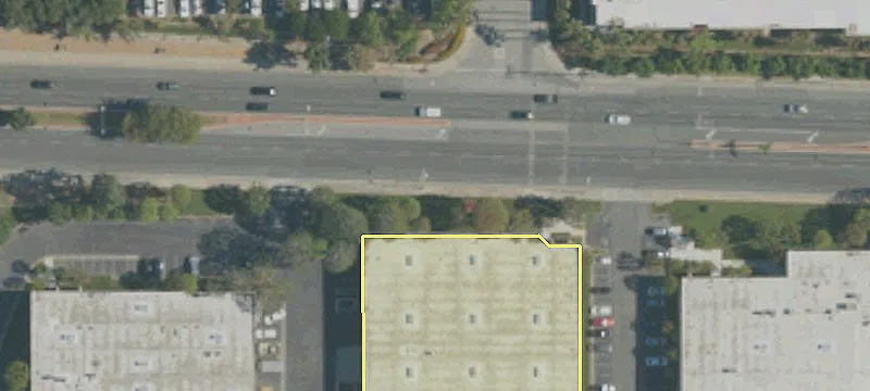 Distribution/Manufacturing Facility with Freeway Access