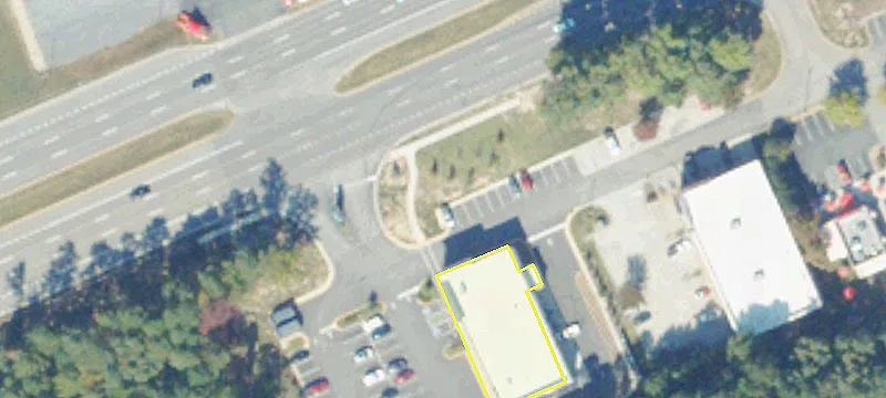 Prime Retail Pad Sites Available