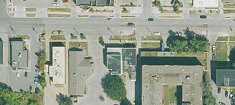 Ingersoll Avenue Mixed-Use Office Space