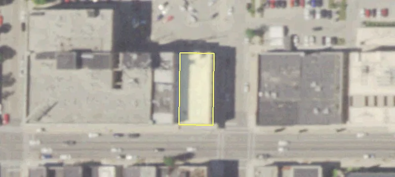 Retail/Residential Building with Redevelopment Potential