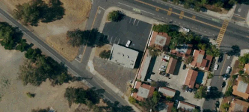 Retail Store Near Lake Elsinore
