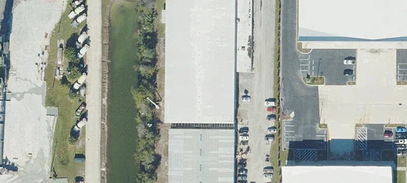 Tampa Industrial Building For Lease