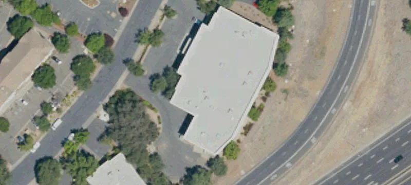 Freestanding Showroom Building For Rent